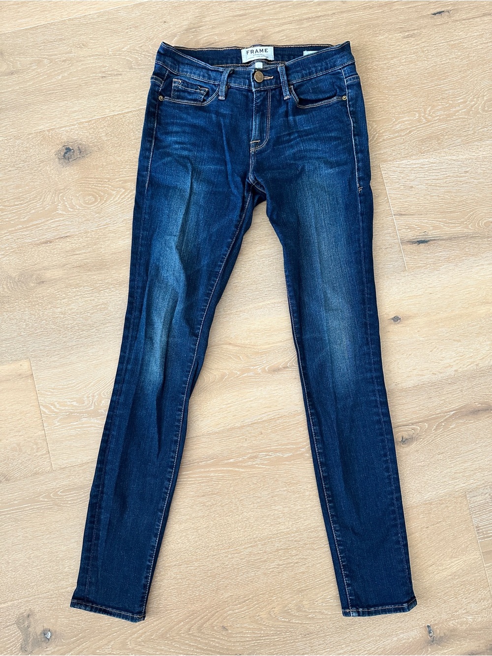 Frame Denim Skinny Jeans in Dark Indigo